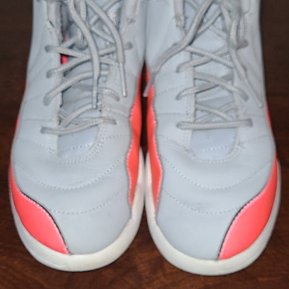 Air Jordan 12 Retro (GS) Wolf Grey Racer Pink - Picture 5 of 9